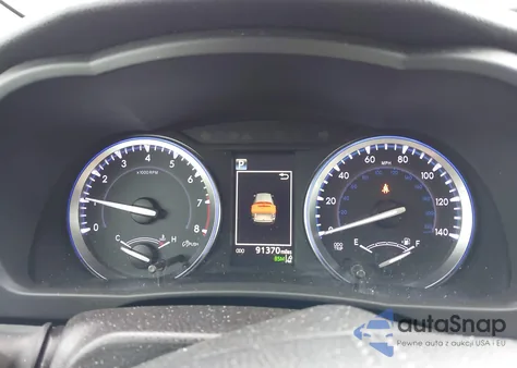 2018 Toyota Highlander Xle z USA, uszkodzony, nr VIN 5TDJZRFH0JS840225